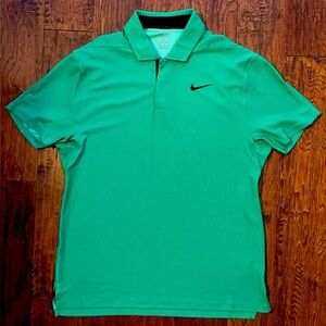 Nike Tiger Woods Golf Shirt, Size Medium